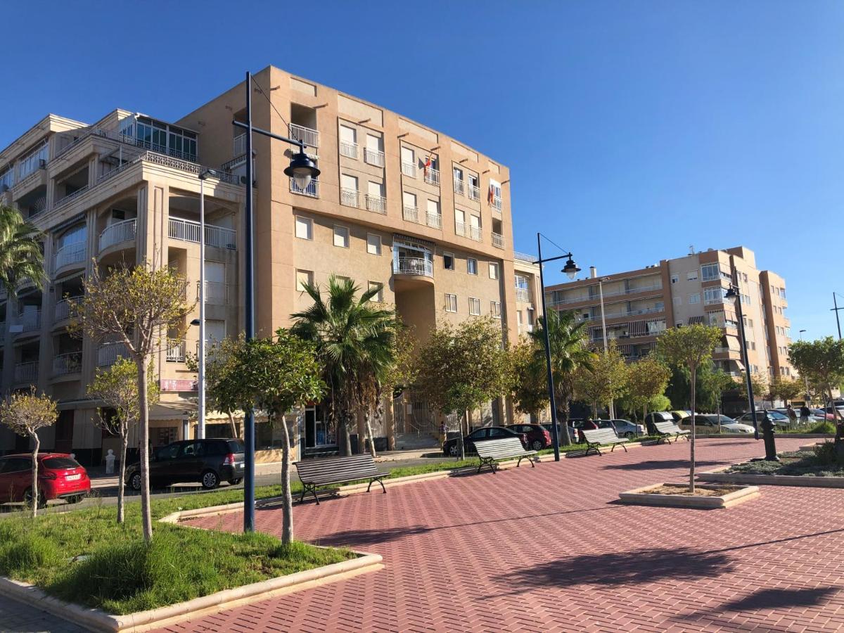 Apartamento Santa Pola"The Guitar" 300 M De La Playa Εξωτερικό φωτογραφία